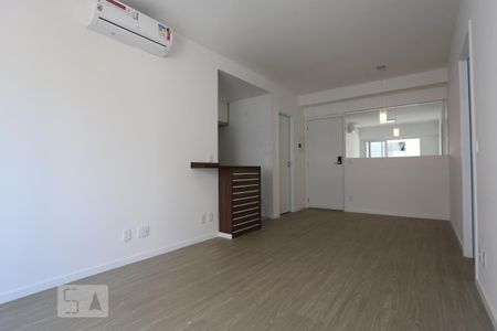 Sala de apartamento para alugar com 1 quarto, 49m² em Alphaville Industrial, Barueri