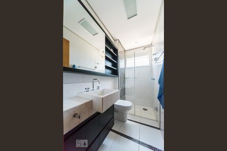 Apartamento para alugar com 92m², 1 quarto e 3 vagas Apartamento para alugar com 92m², 1 quarto e 3 vagasBanheiro 1 da Suíte