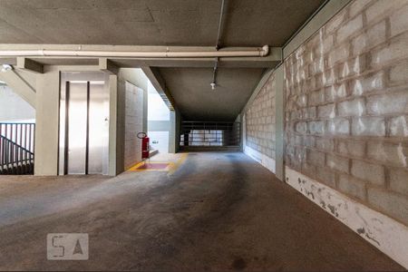 Garagem de apartamento para alugar com 1 quarto, 45m² em Cambuí, Campinas