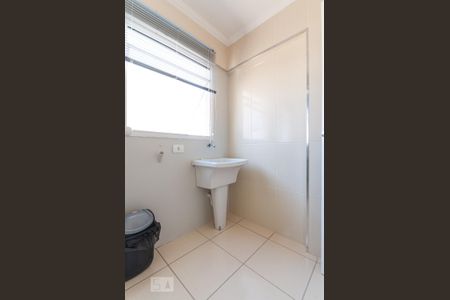 Lavanderia de apartamento para alugar com 1 quarto, 45m² em Cambuí, Campinas