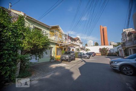 Casa para alugar com 154m², 4 quartos e 2 vagas Casa para alugar com 154m², 4 quartos e 2 vagasVila