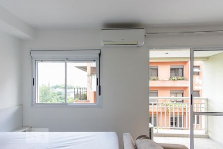 quarto de kitnet/studio para alugar com 1 quarto, 40m² em Jardim Ampliação, São Paulo