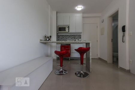 sala de kitnet/studio para alugar com 1 quarto, 40m² em Jardim Ampliação, São Paulo