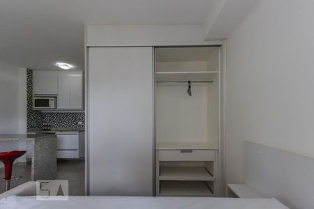 quarto de kitnet/studio para alugar com 1 quarto, 40m² em Jardim Ampliação, São Paulo