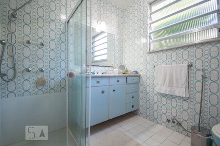 Apartamento à venda com 87m², 2 quartos e 1 vagaBanheiro 
