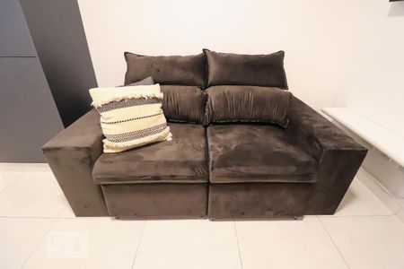 Sala de apartamento para alugar com 1 quarto, 48m² em Jardim Goiás, Goiânia