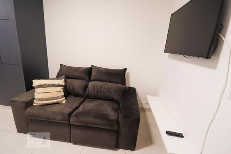 Sala de apartamento para alugar com 1 quarto, 48m² em Jardim Goiás, Goiânia