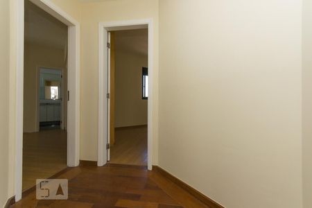 Apartamento à venda com 170m², 3 quartos e 4 vagasCorredor
