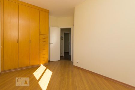 Apartamento à venda com 170m², 3 quartos e 4 vagasSuíte 1