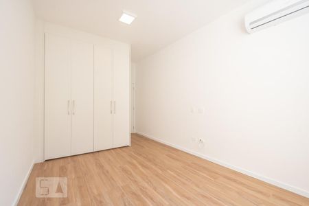 Apartamento à venda com 400m², 4 quartos e 2 vagasSuíte 3
