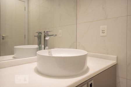 Apartamento à venda com 400m², 4 quartos e 2 vagasBanheiro da suíte 2