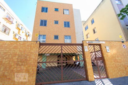 Apartamento à venda com 66m², 2 quartos e 1 vaga Apartamento à venda com 66m², 2 quartos e 1 vagaFachada
