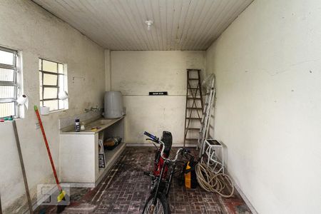 Casa à venda com 228m², 4 quartos e 4 vagas Casa à venda com 228m², 4 quartos e 4 vagasedicula
