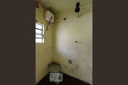Casa à venda com 228m², 4 quartos e 4 vagas Casa à venda com 228m², 4 quartos e 4 vagasbanheiro de serviço