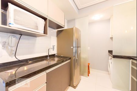 Cozinha de kitnet/studio para alugar com 1 quarto, 44m² em Pinheiros, São Paulo
