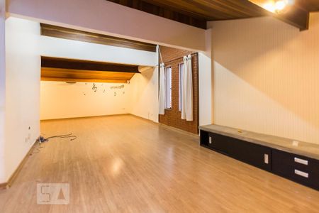 Casa à venda com 255m², 4 quartos e 2 vagasSalão superior