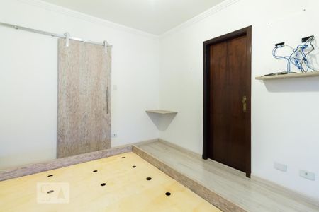 Casa à venda com 255m², 4 quartos e 2 vagasSuíte 02