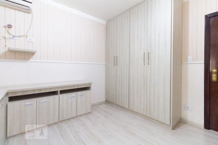 Casa à venda com 255m², 4 quartos e 2 vagasQuarto 01