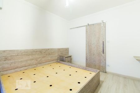 Casa à venda com 255m², 4 quartos e 2 vagasSuíte 02