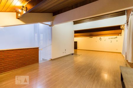 Casa à venda com 255m², 4 quartos e 2 vagasSalão superior