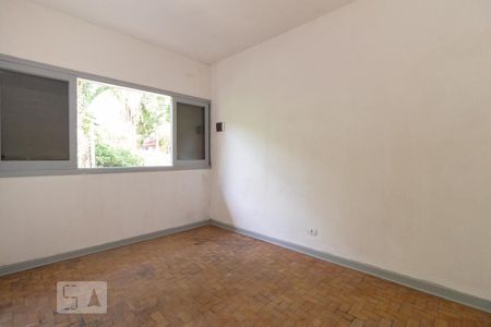 Casa à venda com 153m², 3 quartos e 2 vagasDormitório 1