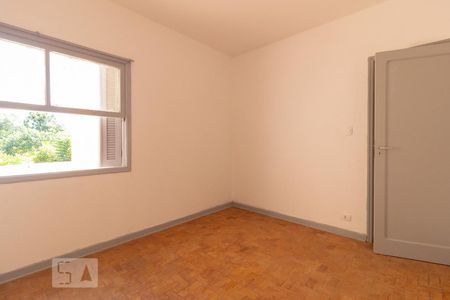 Casa à venda com 153m², 3 quartos e 2 vagasDormitório 2