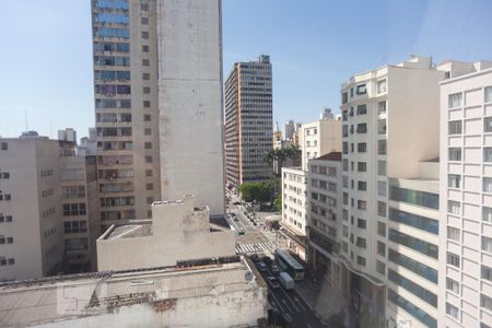 Vista da sala de apartamento para alugar com 2 quartos, 95m² em Centro, Campinas