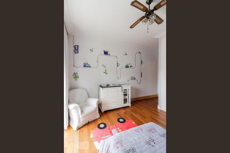 Casa de condomínio para alugar com 400m², 4 quartos e 4 vagas Casa de condomínio para alugar com 400m², 4 quartos e 4 vagasSuíte 2
