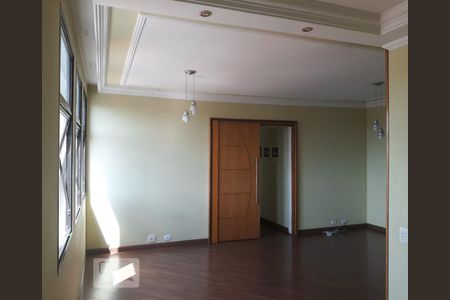 Apartamento à venda com 90m², 2 quartos e 2 vagasSala