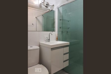 Apartamento à venda com 90m², 2 quartos e 2 vagasBanheiro da suíte