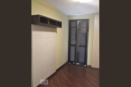 Apartamento à venda com 90m², 2 quartos e 2 vagasSuíte
