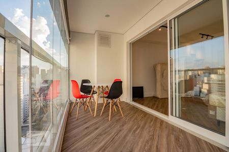 Studio à venda com 34m², 1 quarto e 1 vagaVaranda