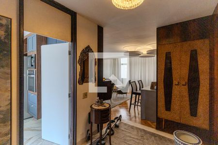 Apartamento à venda com 262m², 4 quartos e 3 vagasCorredor de Entrada