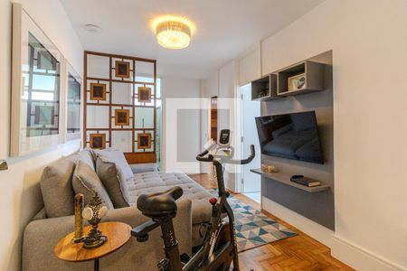 Apartamento à venda com 262m², 4 quartos e 3 vagasSala de TV