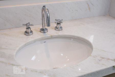 Apartamento para alugar com 75m², 2 quartos e 1 vagaDetalhe