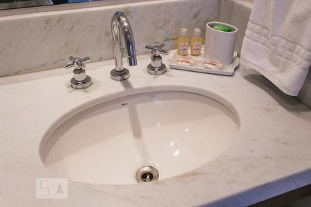 Apartamento para alugar com 75m², 2 quartos e 1 vagaDetalhe