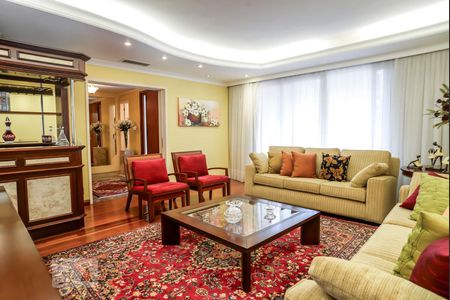 Sala 1 de casa para alugar com 5 quartos, 416m² em Rio Branco, Porto Alegre
