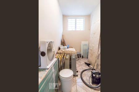 Casa para alugar com 416m², 5 quartos e 4 vagasDepósito