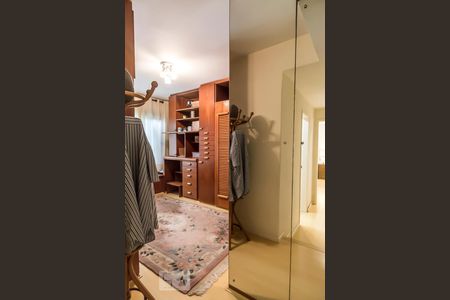 Casa para alugar com 416m², 5 quartos e 4 vagasSuíte