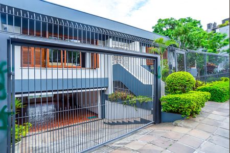 Casa para alugar com 416m², 5 quartos e 4 vagasFachada