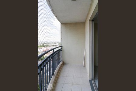 Varanda de apartamento para alugar com 3 quartos, 61m² em Km 18, Osasco