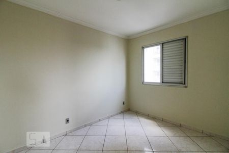 Quarto 1 de apartamento para alugar com 3 quartos, 61m² em Km 18, Osasco