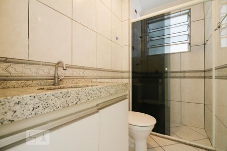Banheiro de apartamento para alugar com 3 quartos, 61m² em Km 18, Osasco