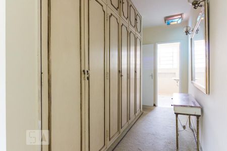 Casa para alugar com 240m², 4 quartos e 3 vagasCloset Suite 3