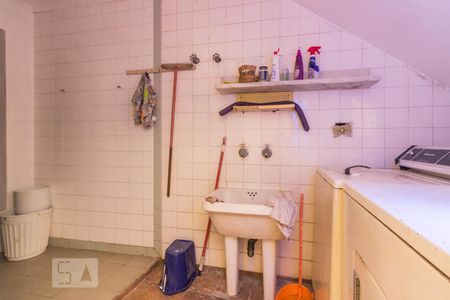 Casa para alugar com 240m², 4 quartos e 3 vagasArea de Servico