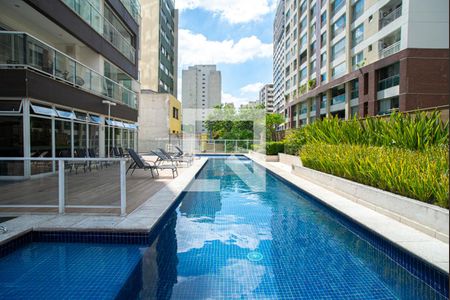 Studio para alugar com 35m², 1 quarto e 1 vaga Studio para alugar com 35m², 1 quarto e 1 vagaÁrea comum - Piscina