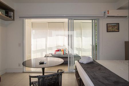 Sala/Quarto de kitnet/studio para alugar com 1 quarto, 35m² em Consolação, São Paulo