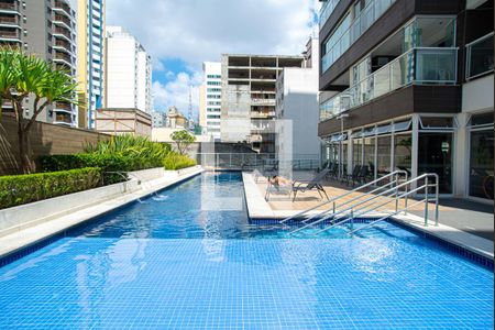 Studio para alugar com 35m², 1 quarto e 1 vaga Studio para alugar com 35m², 1 quarto e 1 vagaÁrea comum - Piscina