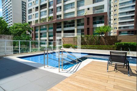 Studio para alugar com 35m², 1 quarto e 1 vaga Studio para alugar com 35m², 1 quarto e 1 vagaÁrea comum - Piscina