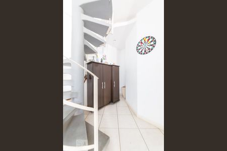Corredor de apartamento à venda com 3 quartos, 122m² em Centro, Campinas